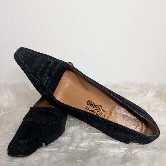 Salvatore Ferragamo Black Flats Timeless Elegance - Picture 4 of 13